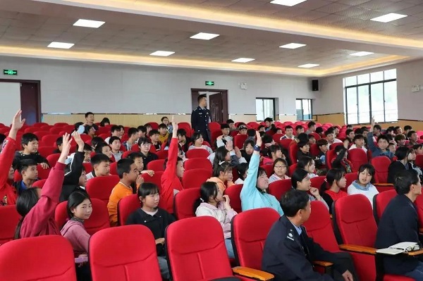 貴州省司法行政戒毒系統(tǒng)以法治教育為抓手 扎實開展“我為群眾辦實事”實踐活動